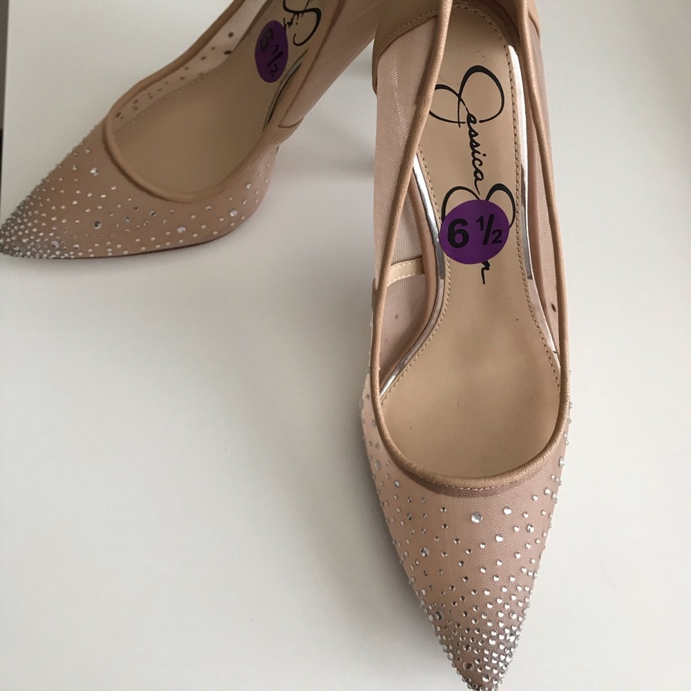 Jessica Simpson Pump Hills